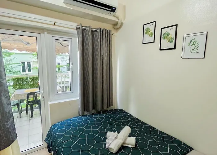 A Peaceful Condotel With Balcony At Qc Apartamento Manila